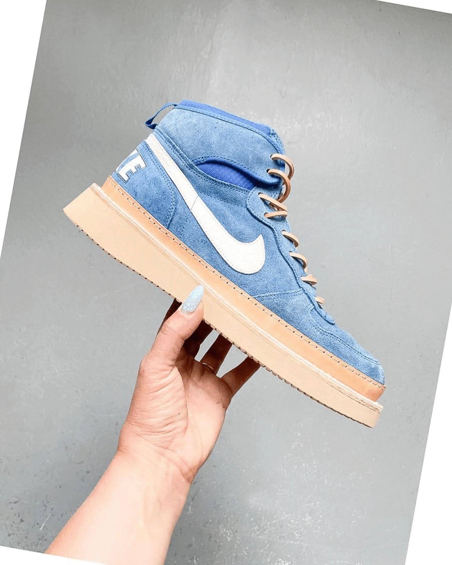 Custom Straight Circle Welt™ - Rubber sole